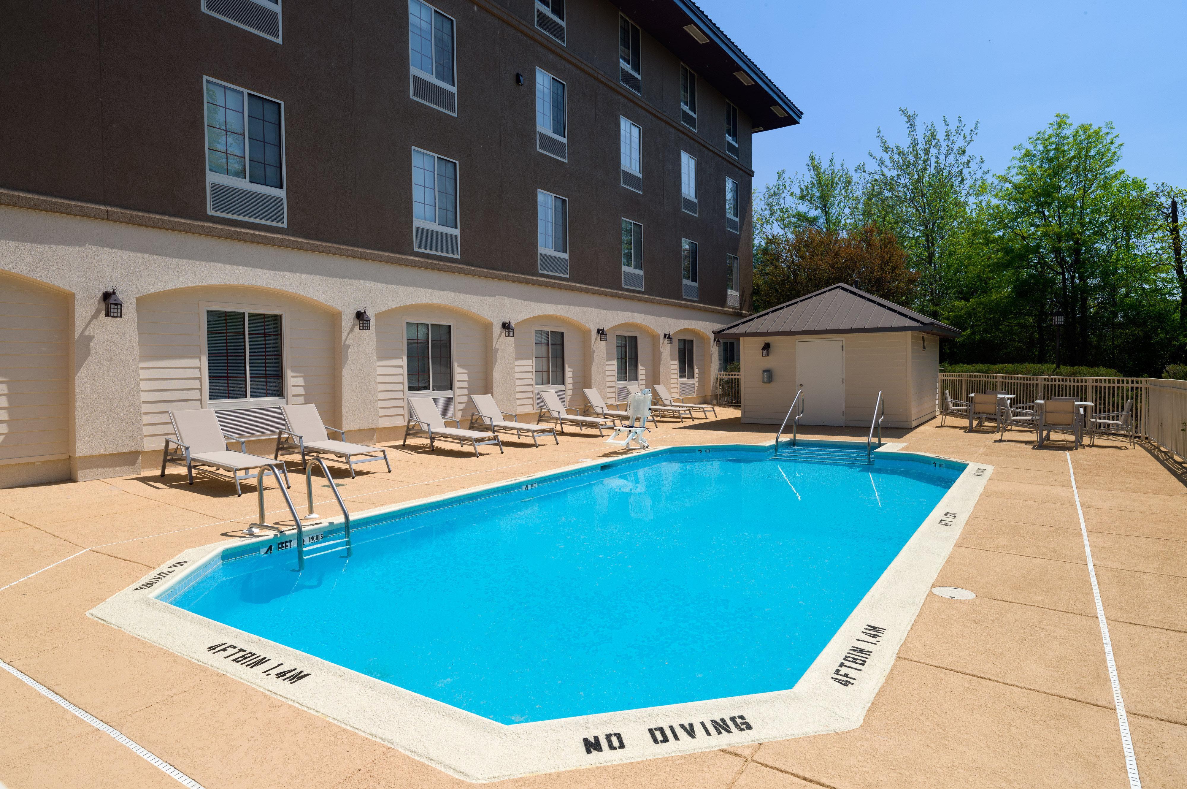 Holiday Inn Express Philadelphia Ne - Langhorne By Ihg Buitenkant foto