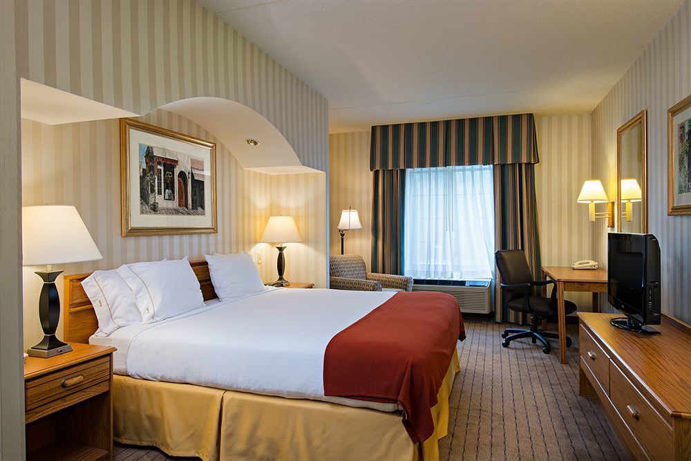 Holiday Inn Express Philadelphia Ne - Langhorne, An Ihg Hotel Buitenkant foto