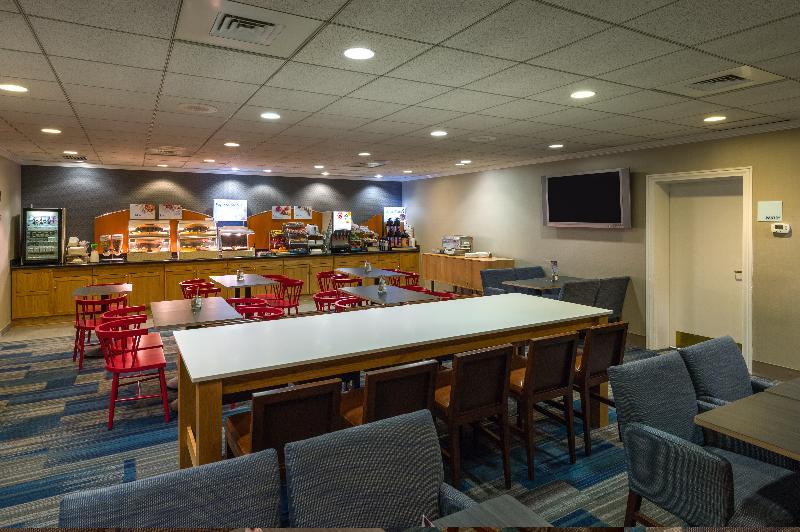 Holiday Inn Express Philadelphia Ne - Langhorne By Ihg Buitenkant foto